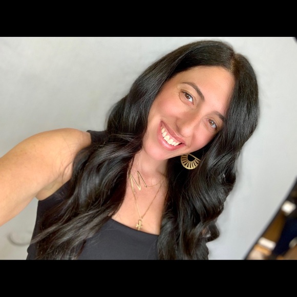 Meet your Posher, Maria - Picture 1 of 1